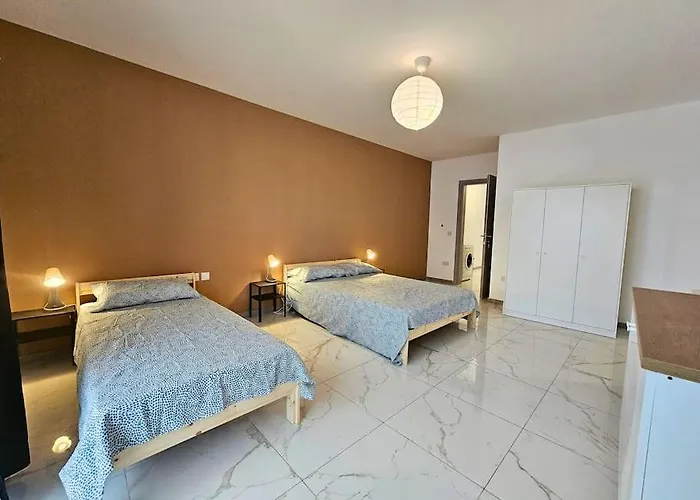 Sleeps 7 Spacious St Pauls Bay San Pawl il-Baħar