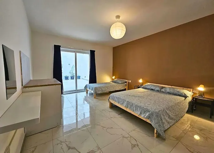 Sleeps 7 Spacious St Pauls Bay Apartment *